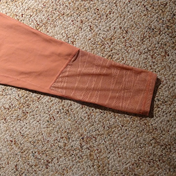 Size M Victoria's Secret Pink leggings - Picture 6 of 16
